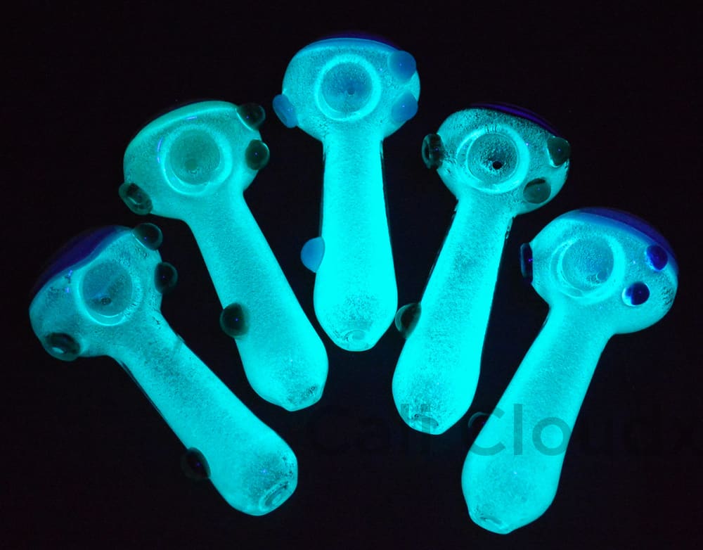 5 Illusion Headed Glow In The Dark Hand Pipe Handpipe